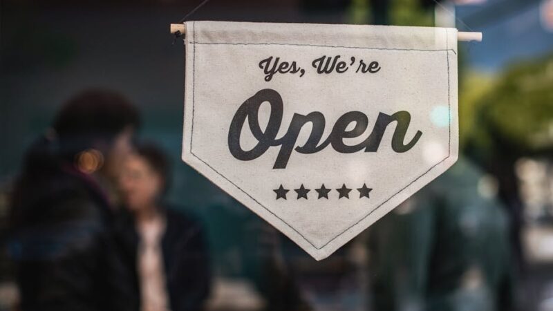 ¿Qué es el Net Promoter Score (NPS) y cómo se calcula?
