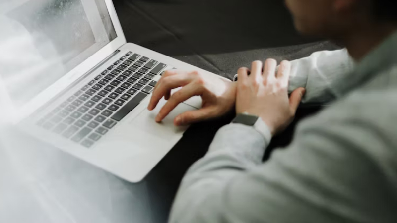 Cómo sellar el paro desde casa por Internet